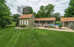 416 3rd Street N, Cannon Falls, MN 55009
