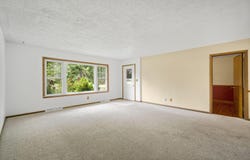 7450 S Quincy Ave, Oak Creek, WI 53154