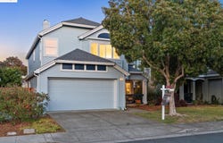 102 Waterview Dr, Richmond, CA 94804