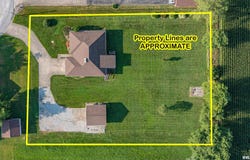 111 HAWTHORN Road, Salem, IL 62881