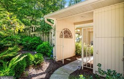 50 TOFT WOODS WAY, MEDIA, PA 19063