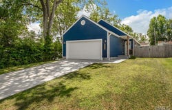 9432 Echo Lane, Overland, MO 63114