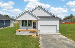 13 JEFFERSON ST, ONANCOCK, VA 23417