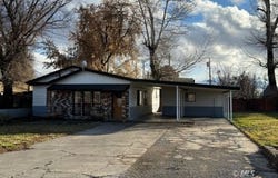 209 E 2nd St, Alturas, CA 96101
