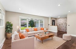 807 E Golfview Drive, Mount Prospect, IL 60056
