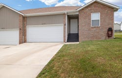 805-807 W Windmill Drive, Ozark, MO 65721