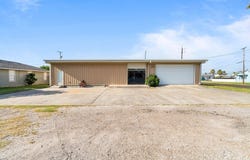 724 Rowan St, ROCKPORT, TX 78382