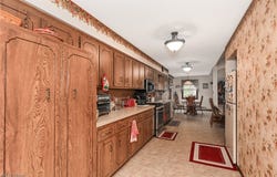 5016 E Pleasant Valley Road, Independence, OH 44131