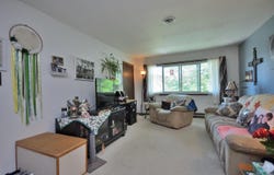 10464 W Whitnall Edge Dr, Franklin, WI 53132