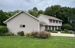 W2525 CLOVER DOWNS Court, APPLETON, WI 54915