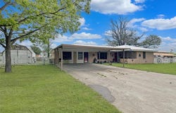 600 W Washington, Kosse, TX 76653
