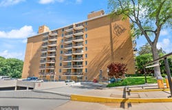 2030 N ADAMS STREET, ARLINGTON, VA 22201