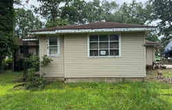 16 BEGONIA STREET, BROWNS MILLS, NJ 08015