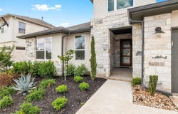 286 Canal DR, Dripping Springs, TX 78620