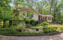 1800 REX LAKE ROAD, LEEDS, AL 35094