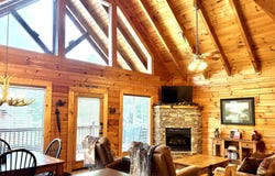 609 Cherry Blossom Way, Pigeon Forge, TN 37863