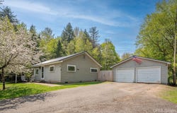 6605 Au Train Forest Lake Rd, Au Train, MI 49806