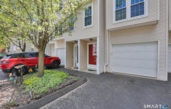 380 Hitchcock Road, Waterbury, CT 06705