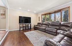 1005 E Orchard Street, Arlington Heights, IL 60005