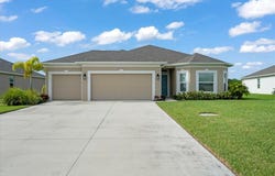8342 LAGUNA CIRCLE, MICCO, FL 32976