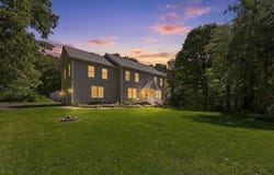 345 Bragg Rd, Warren, MA 01083