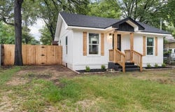 209 N Lakeview Drive, Lacy Lakeview, TX 76705