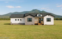 9808 E Pronghorn Lane, Prescott Valley, AZ 86315