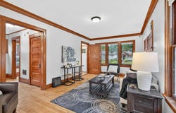 2919 Oliver Avenue N, Minneapolis, MN 55411