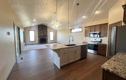 5932 S Spirea Ave, Sioux Falls, SD 57108