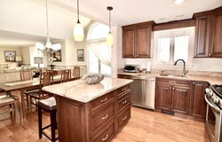 80 Pine Hill Blvd, Mashpee, MA 02649