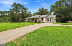 1015 Erwin Hill Church Road SE, Calhoun, GA 30701