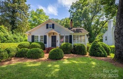 407 Highland Avenue SW, Lenoir, NC 28645
