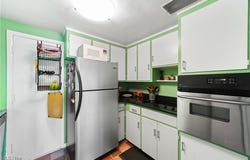 19901 Van Aken Boulevard unit: 7, Shaker Heights, OH 44122