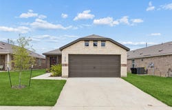 14163 Kempt Drive, Pilot Point, TX 76258