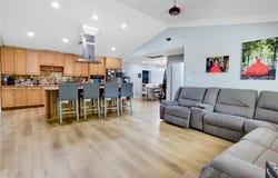 165 4TH, NAPLES, FL 34113