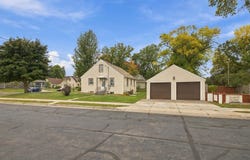 326 5th Avenue NE, Cambridge, MN 55008