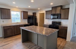 1199 E SANTA FE, Gardner, KS 66030