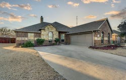 2195 Liriope Lane, Waxahachie, TX 75165