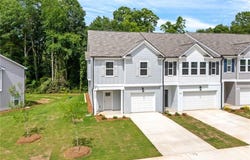 1215 MCCOY Street, OPELIKA, AL 36801