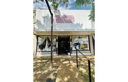 137 W COURT Ave, Selmer, TN 38375-2130