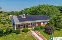 725 Frank Drive, Emmaus Boro, PA 18049
