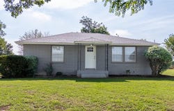605 S Marion Avenue, Hinton, OK 73047