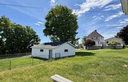 61 4th Street, South Range, MI 49963
