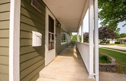1919 Gillen St, Racine, WI 53403