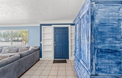 800 N WALTON AVENUE, TARPON SPRINGS, FL 34689