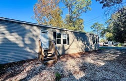 296 24th Ave, Apalachicola, FL 32320