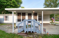 510 Missouri River Court, Adrian, MI 49221