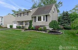 117 Osceola Avenue, Middlesex, NJ 08846