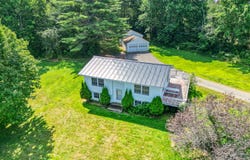 241 Parmenter Road, Palermo, ME 04354
