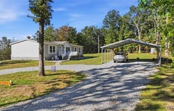 5963 Highway 17, Yukon, MO 65589